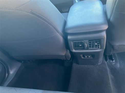 Used 2020 Toyota RAV4 XLE image 21
