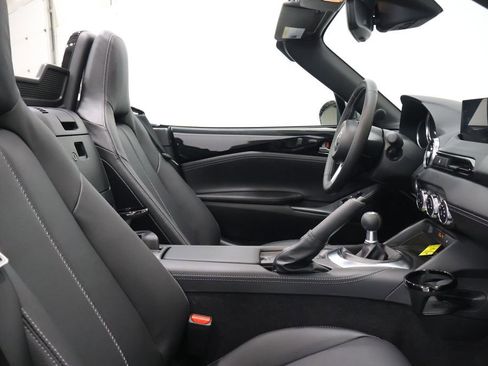 New 2026 MAZDA MX-5 Miata Grand Touring w/ Weather Package RWD image 21