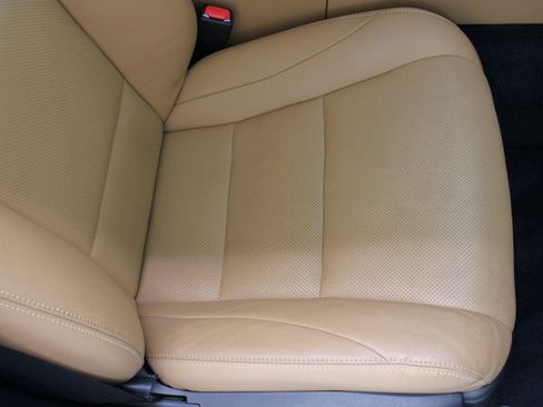 Used 2017 Lexus LS 460 w/ Comfort Package RWD image 50