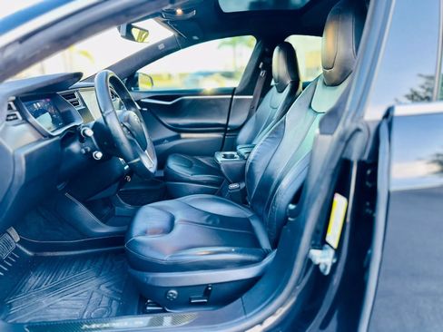 Used 2015 Tesla Model S 60 RWD image 12