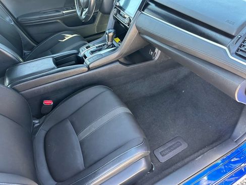Used 2020 Honda Civic Sport image 17
