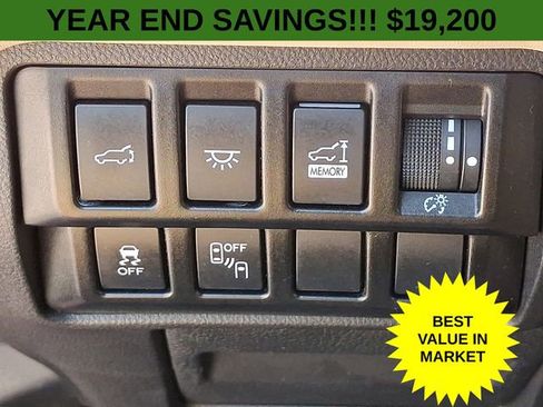 Used 2021 Subaru Ascent Limited image 30