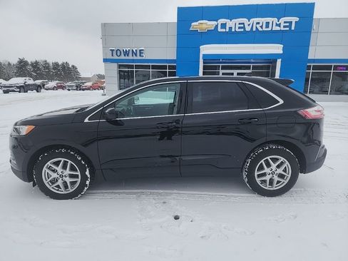 Used 2024 Ford Edge SEL w/ Convenience Package AWD/4WD image 4