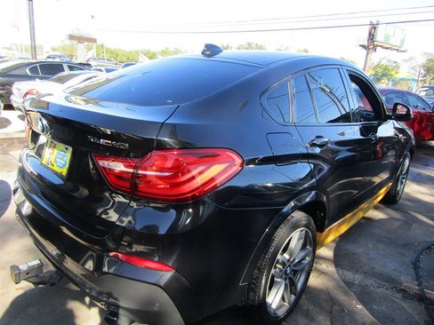 Used 2017 BMW X4 M40i image 4