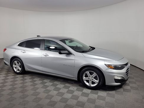 Used 2020 Chevrolet Malibu LS FWD image 11