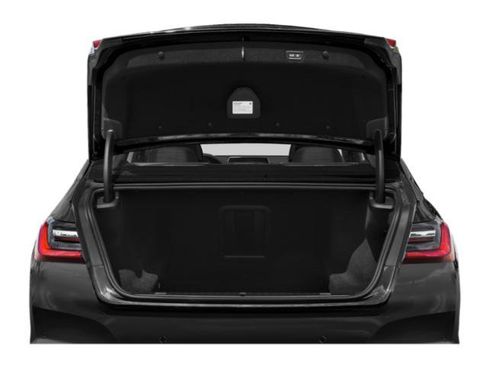 Used 2021 BMW 740i w/ Premium Package RWD image 14