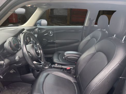 Used 2019 MINI Cooper 2-Door Hardtop FWD image 19