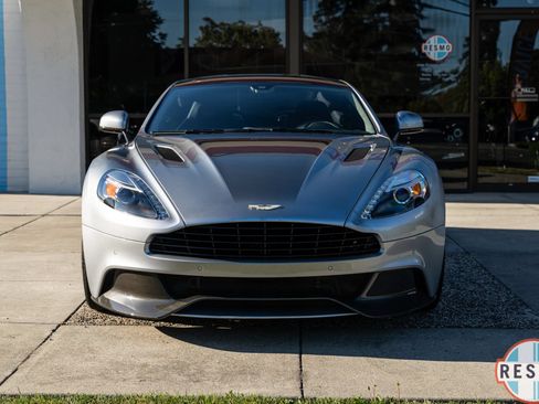Used 2014 Aston Martin Vanquish Coupe RWD image 15