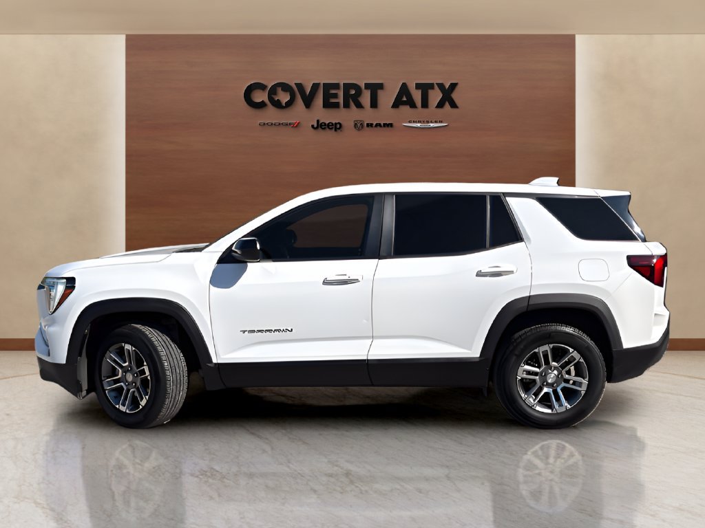Used 2026 GMC Terrain Elevation FWD image 2