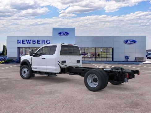 New 2026 Ford F550 4x4 Supercab Super Duty image 6