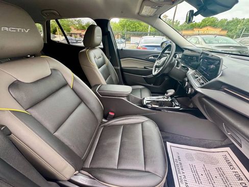 Used 2025 Chevrolet Trax ACTIV w/ Driver Confidence Package image 15