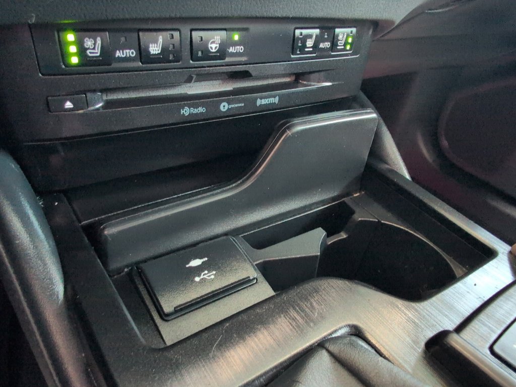 Used 2022 Lexus ES 350 w/ Premium Package FWD image 26