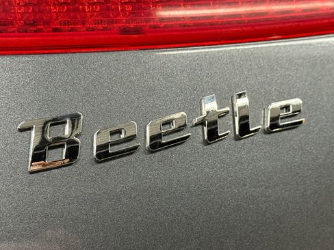 Used 2013 Volkswagen Beetle 2.5 image 13