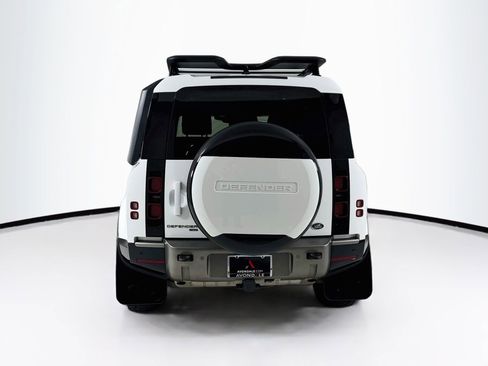 Used 2022 Land Rover Defender 90 X-Dynamic S AWD/4WD image 7