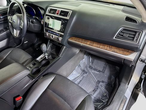 Used 2016 Subaru Outback 2.5i Limited image 30