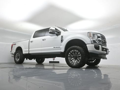 Used 2022 Ford F350 Limited w/ FX4 Off-Road Package AWD/4WD image 3