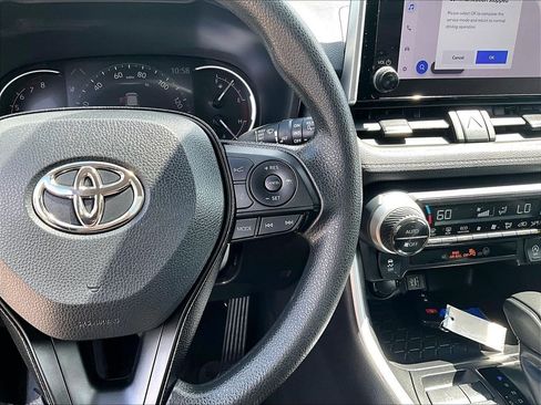 Used 2024 Toyota RAV4 XLE AWD/4WD image 23