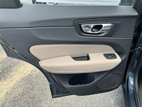 Certified 2026 Volvo XC60 B5 Plus w/ Protection Package Premier AWD/4WD image 19