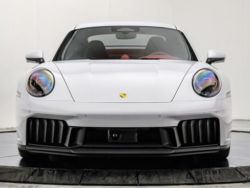 Used 2026 Porsche 911 Carrera GTS RWD image 34