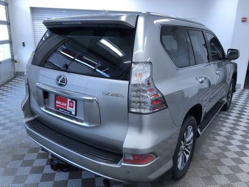 Used 2020 Lexus GX 460 Luxury image 35