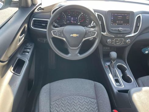 Certified 2023 Chevrolet Equinox LT FWD image 13