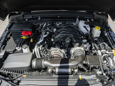 New 2025 Jeep Gladiator Sport image 20