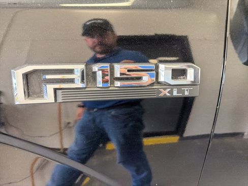 Used 2017 Ford F150 XLT w/ Equipment Group 301A Mid AWD/4WD image 5