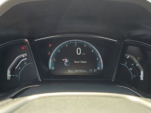 Used 2018 Honda Civic EX image 8
