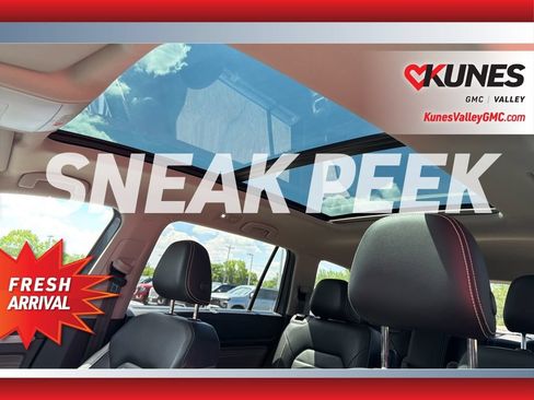Used 2023 Volkswagen Atlas SEL Premium AWD/4WD image 9