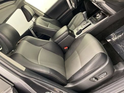 Used 2016 Toyota 4Runner SR5 Premium AWD/4WD image 34
