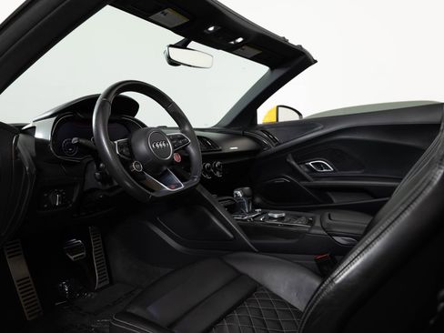 Used 2017 Audi R8 V10 AWD/4WD image 26