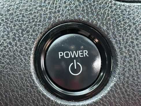 Used 2025 Toyota Camry SE FWD image 21