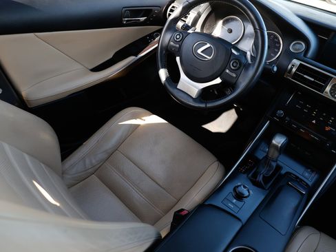 Used 2014 Lexus IS 250 AWD image 25