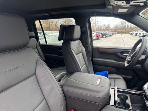 New 2026 GMC Yukon XL Denali w/ Denali Reserve Package AWD/4WD image 32