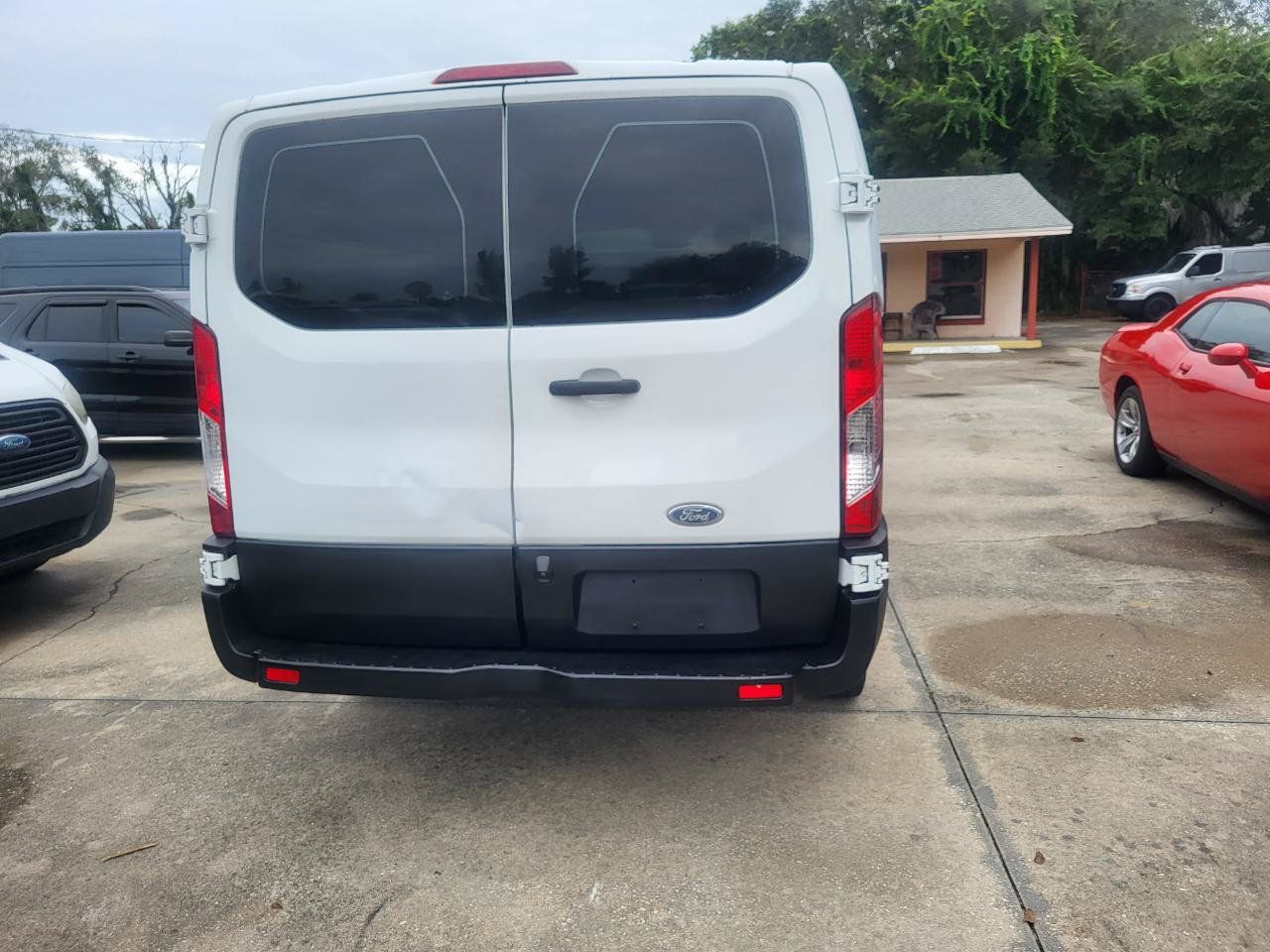 Used 2016 Ford Transit 250 130 Low Roof w/ Exterior Upgrade Package RWD image 28
