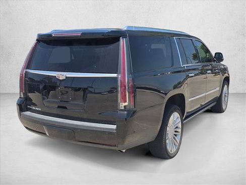 Used 2020 Cadillac Escalade ESV Platinum AWD/4WD image 5