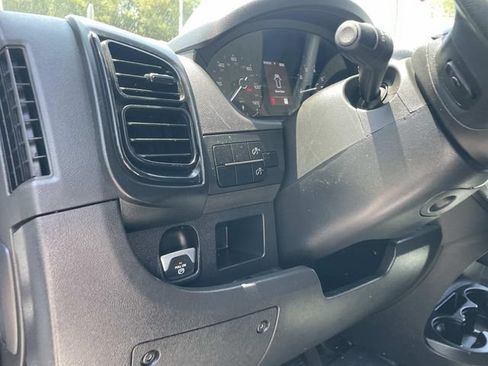 Used 2023 RAM ProMaster 2500 FWD image 20