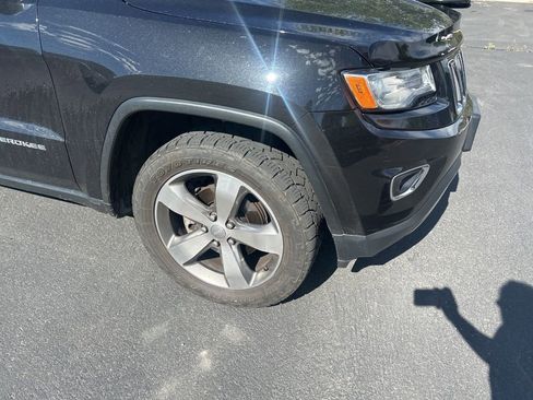 Used 2015 Jeep Grand Cherokee Limited w/ Luxury Group II AWD/4WD image 12