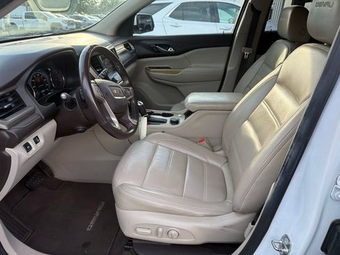 Used 2019 GMC Acadia Denali FWD image 5