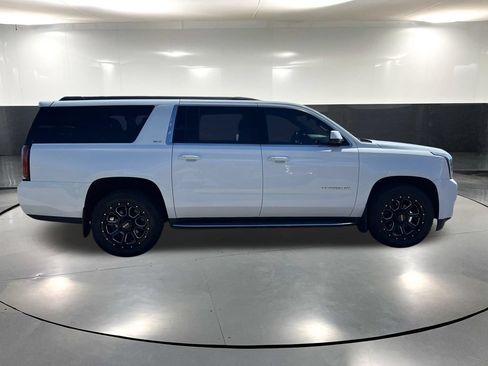 Used 2019 GMC Yukon XL SLT AWD/4WD image 4