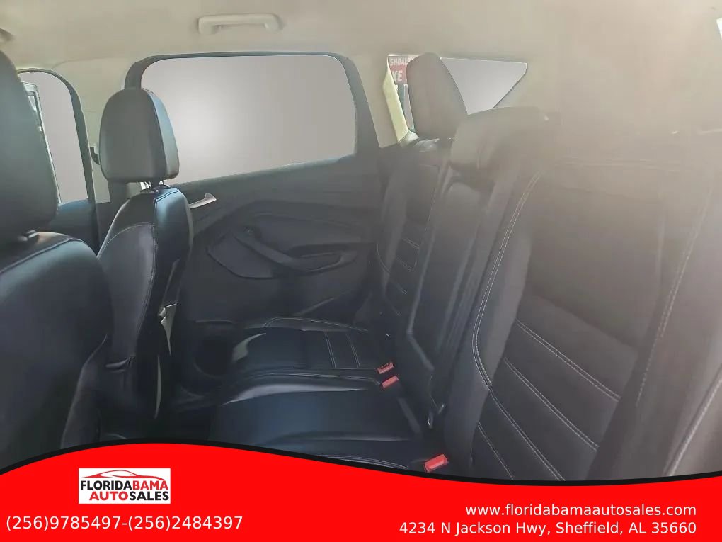 Used 2017 Ford Escape Titanium FWD image 6