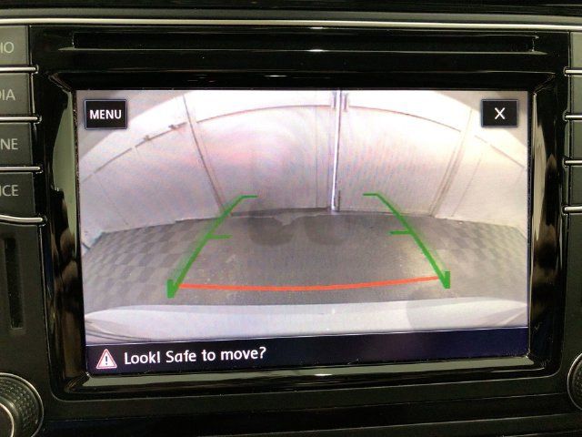 Used 2018 Volkswagen Passat 3.6 SEL Premium FWD image 22