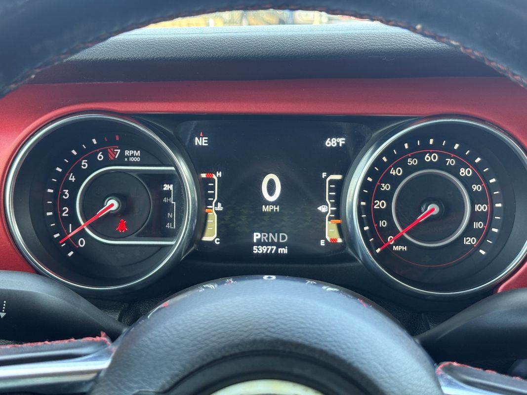 Used 2020 Jeep Gladiator Rubicon AWD/4WD image 23