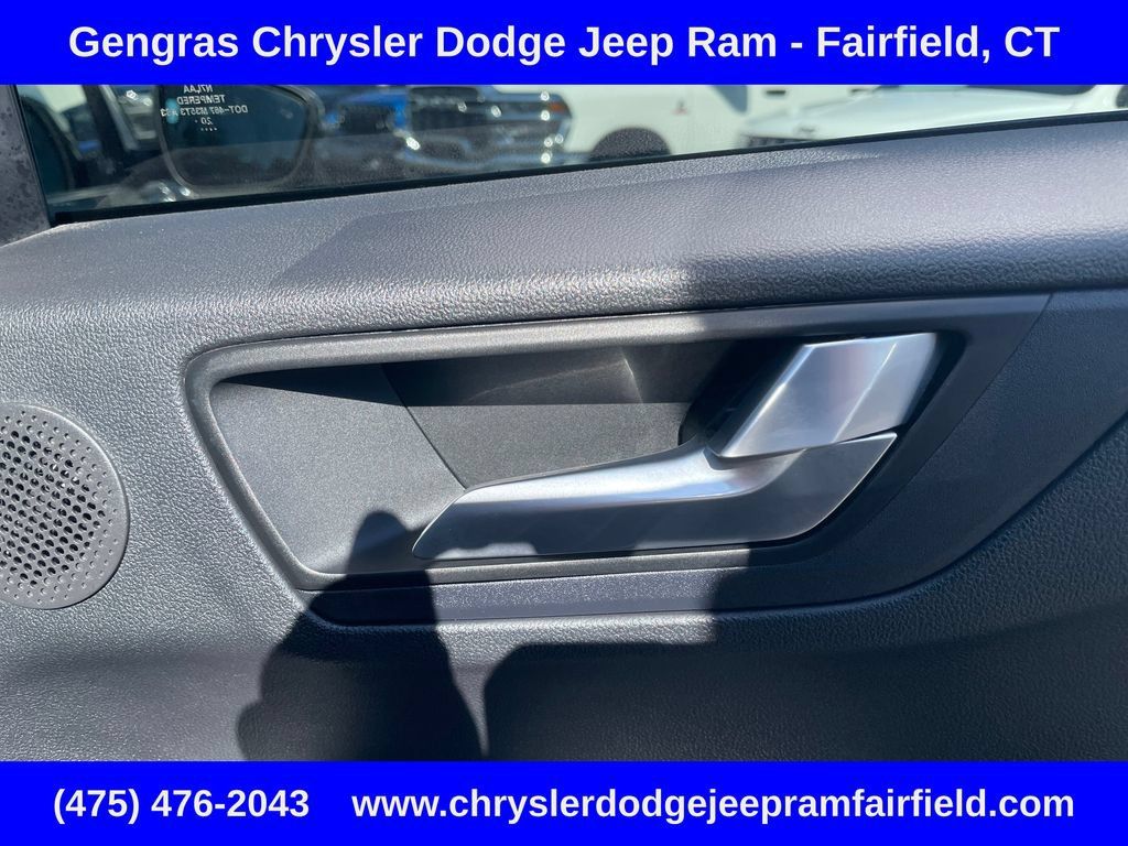 Used 2021 Ford Escape SEL w/ Technology Package AWD/4WD image 23