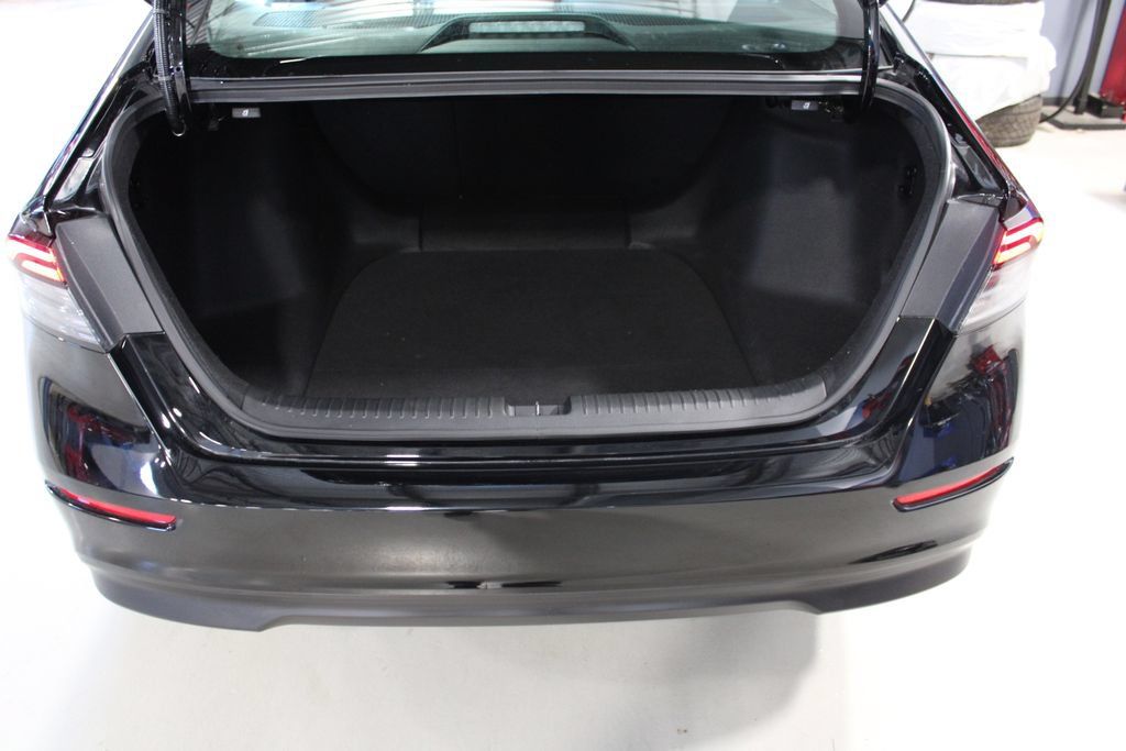 Used 2025 Honda Accord SE image 22