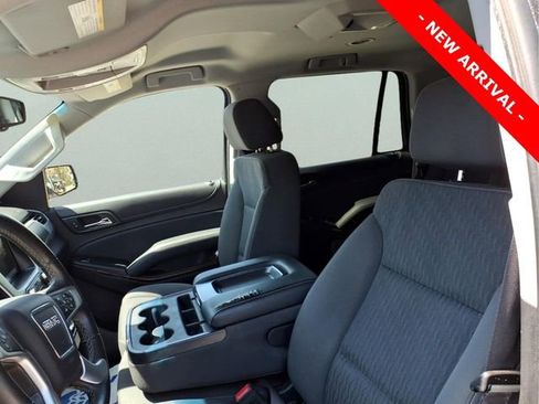 Used 2016 GMC Yukon SLE w/ Convenience Package AWD/4WD image 9
