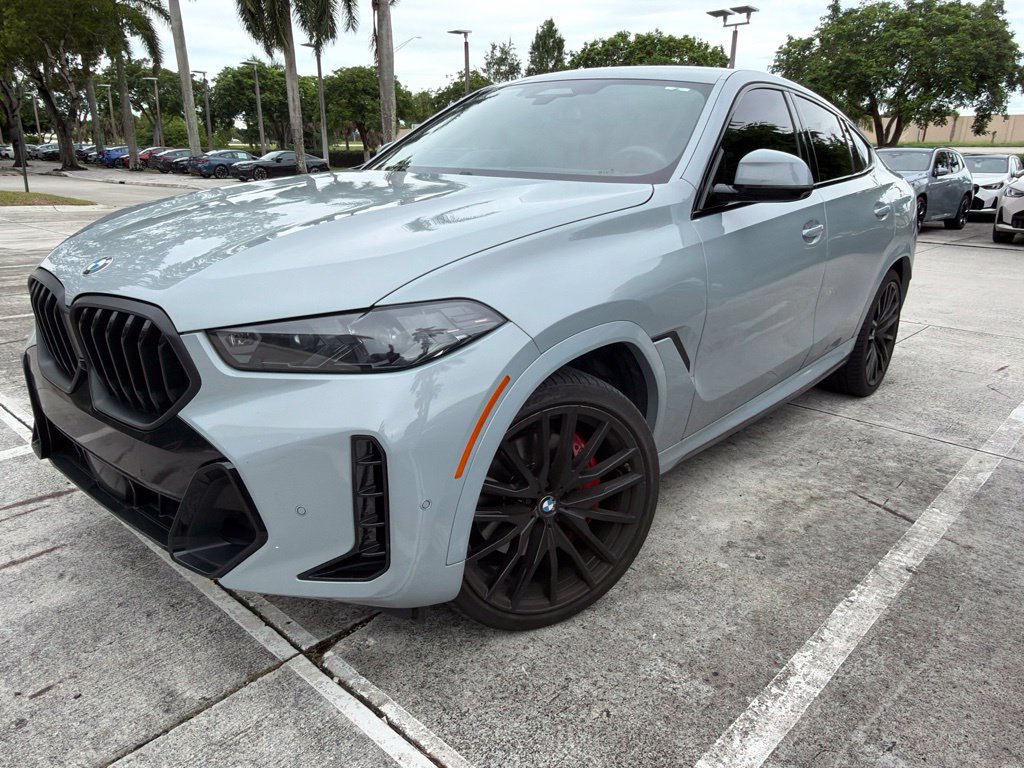 Certified 2024 BMW X6 xDrive40i w/ Executive Package AWD/4WD image 1
