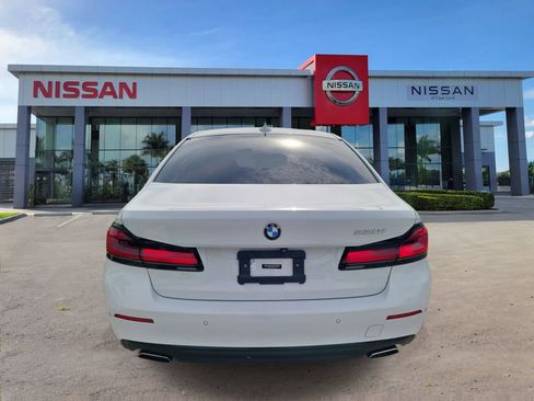 Used 2021 BMW 530i w/ Convenience Package RWD image 3