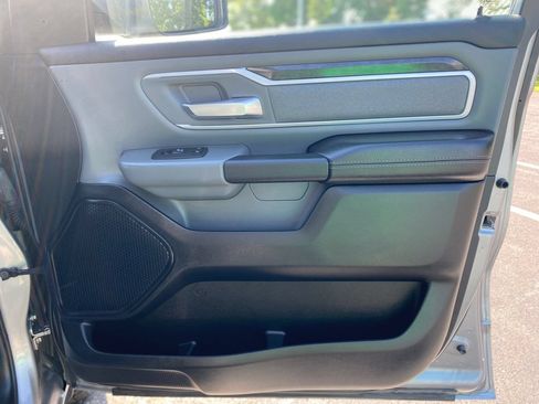 Used 2022 RAM 1500 Big Horn AWD/4WD image 9