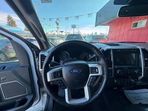 Used 2020 Ford F150 Lariat image 8